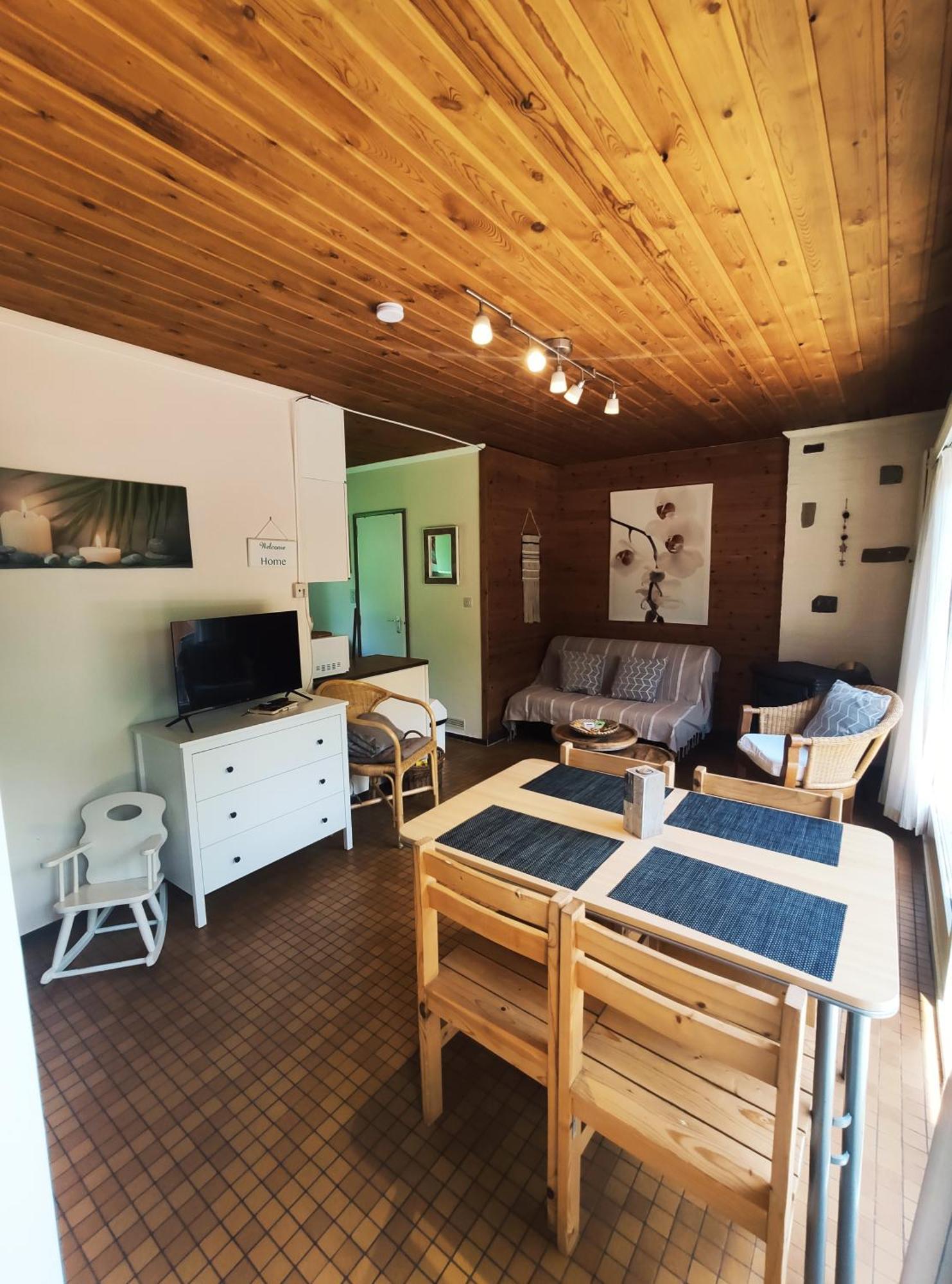 Au Bois Charmant Waulsort Habitación foto