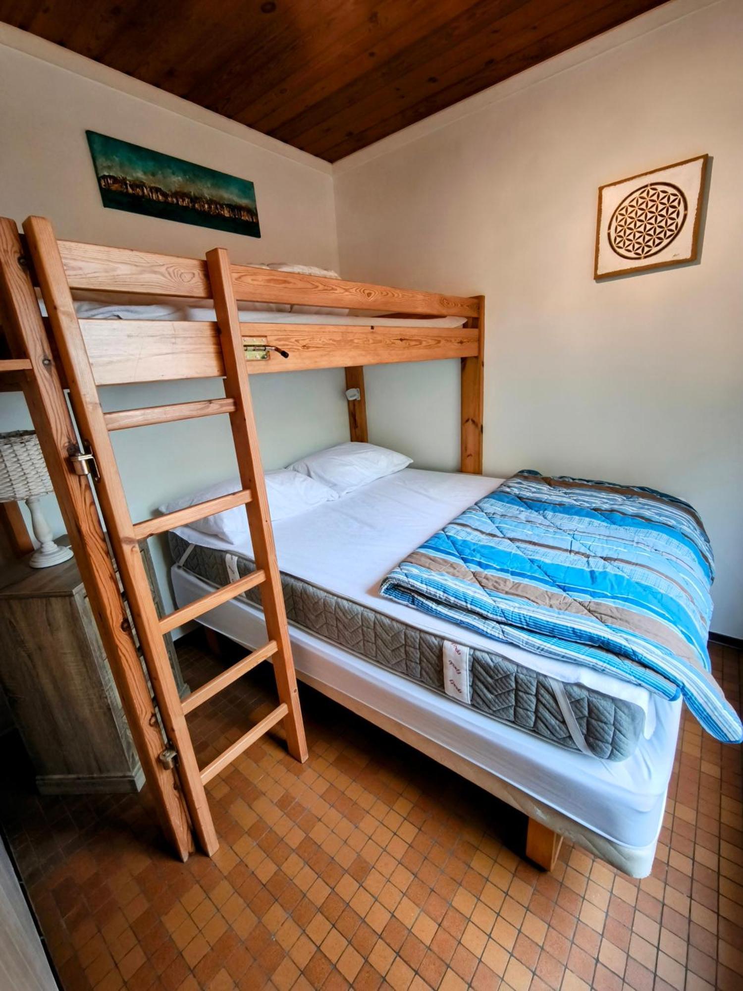 Au Bois Charmant Waulsort Habitación foto